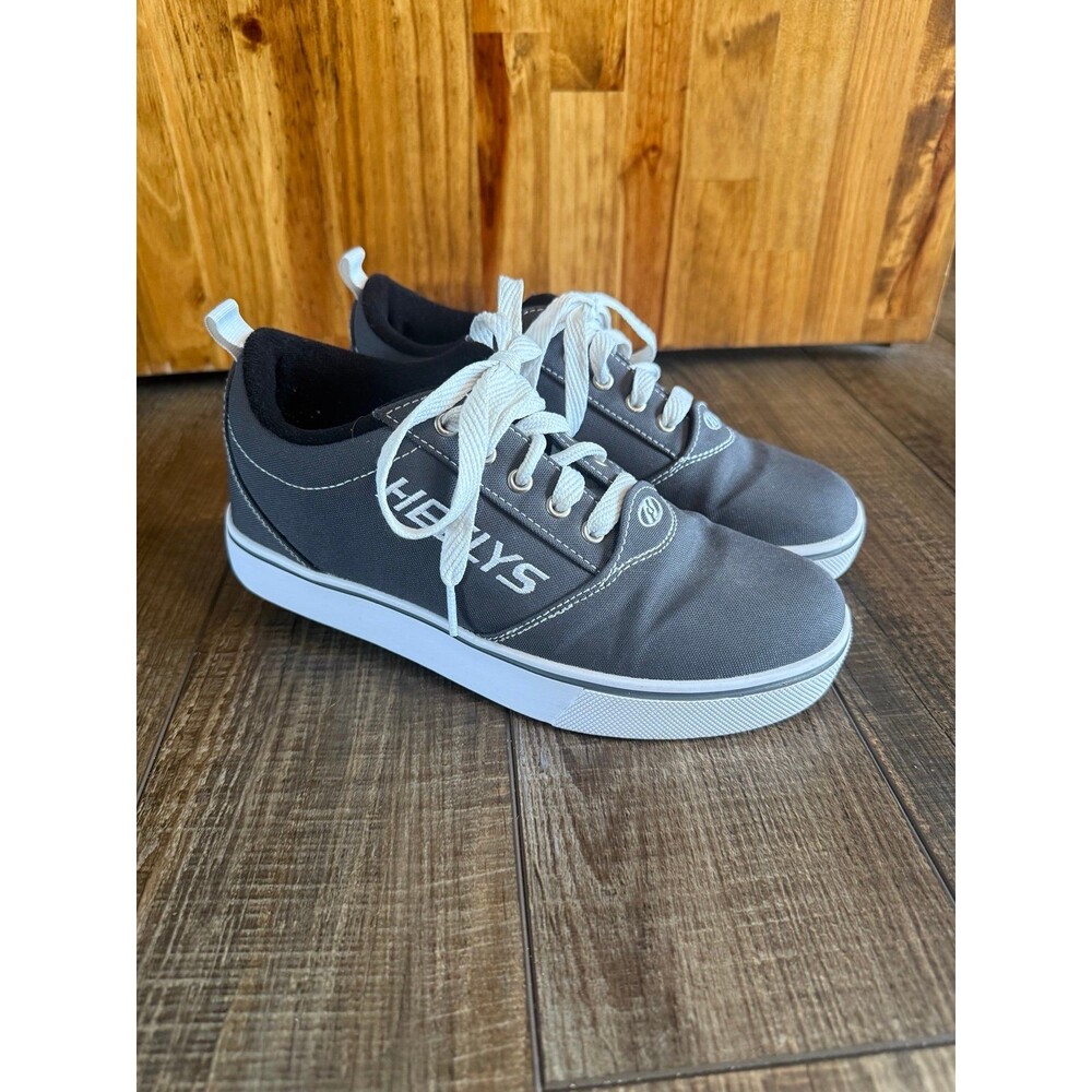 Youth Heelys Pro 20 Skate Shoe Sz. 6 Youth Charcoal